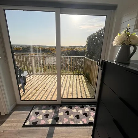 An Caban Ciuin Lodge Doolin