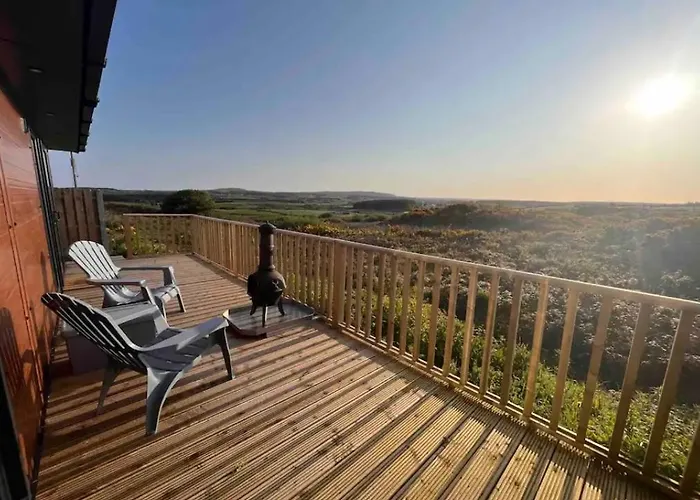 An Caban Ciuin Деревянный коттедж